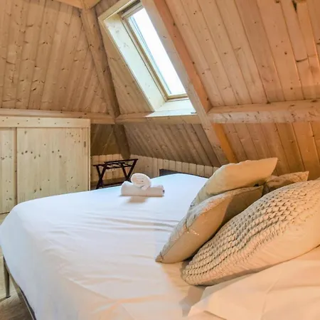 Prázdninový dům Amazing In With Sauna *